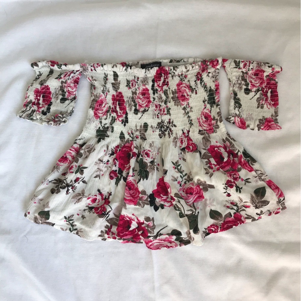 Ambiance Floral Off the Shoulder Top Size Small